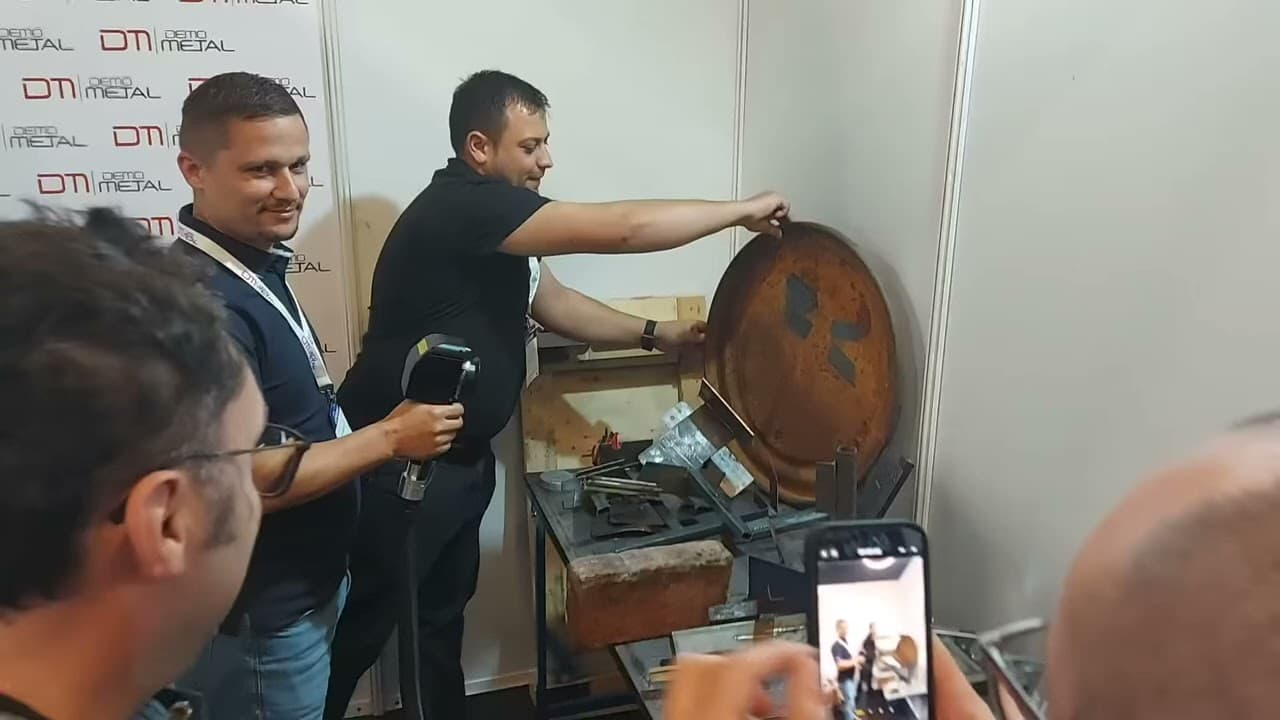 Uzinex la Demo Metal Brașov — târg specializat în prelucrarea metalului