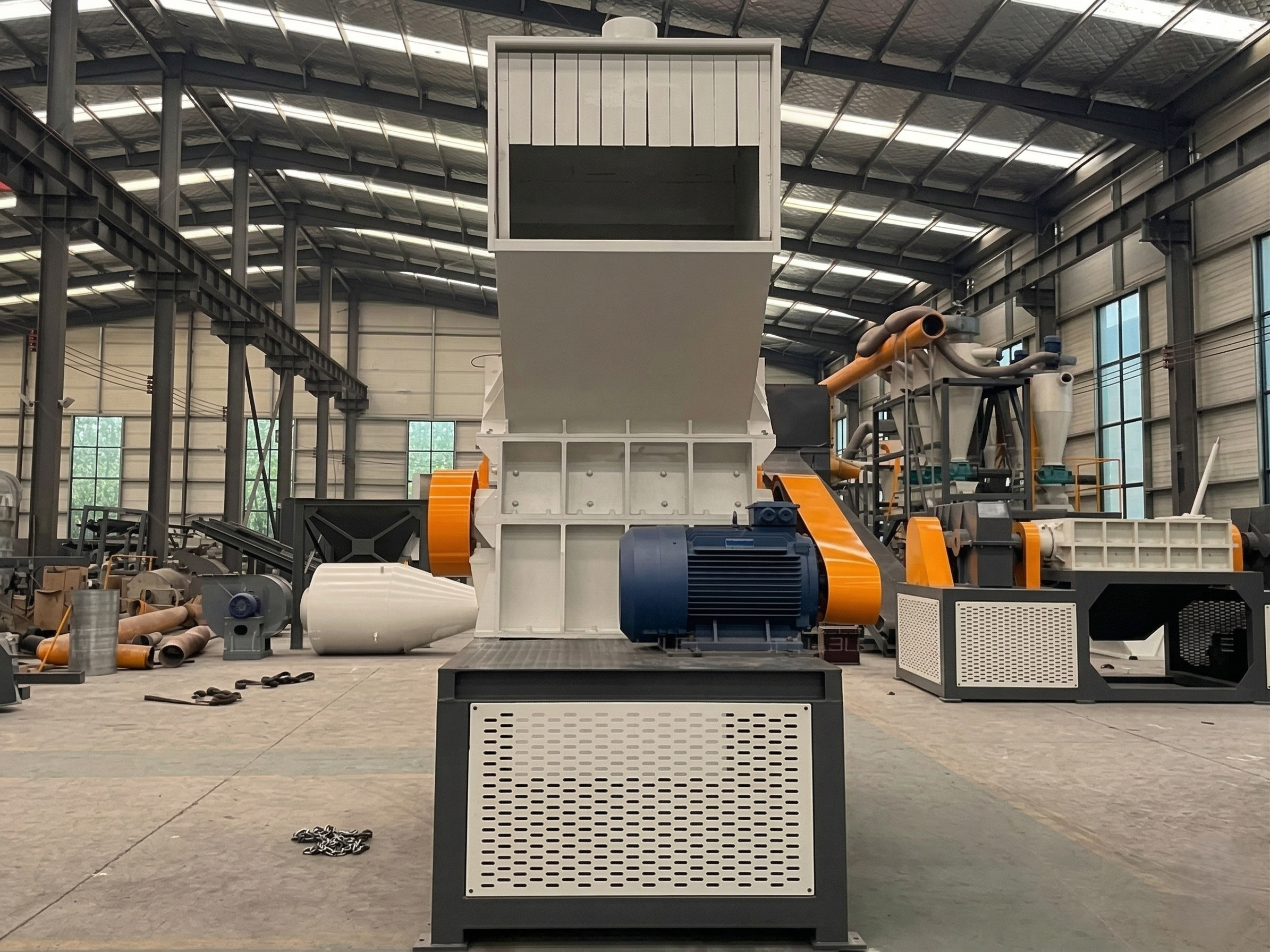 Concasor Metal Reciclare | WCD-800–2200 | Ciocane | Particule Cubice | Teleoperare — detaliu