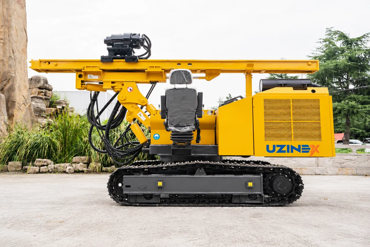 Crawler solar pile driver for photovoltaic plants, UZX-HWL-300R