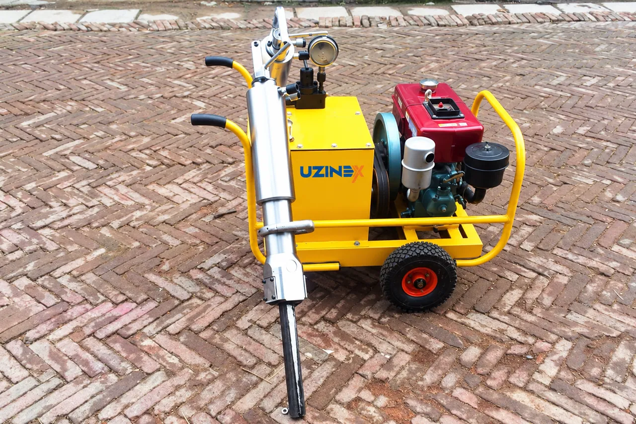 Despicător hidraulic de rocă și beton UZX-HW-80/90